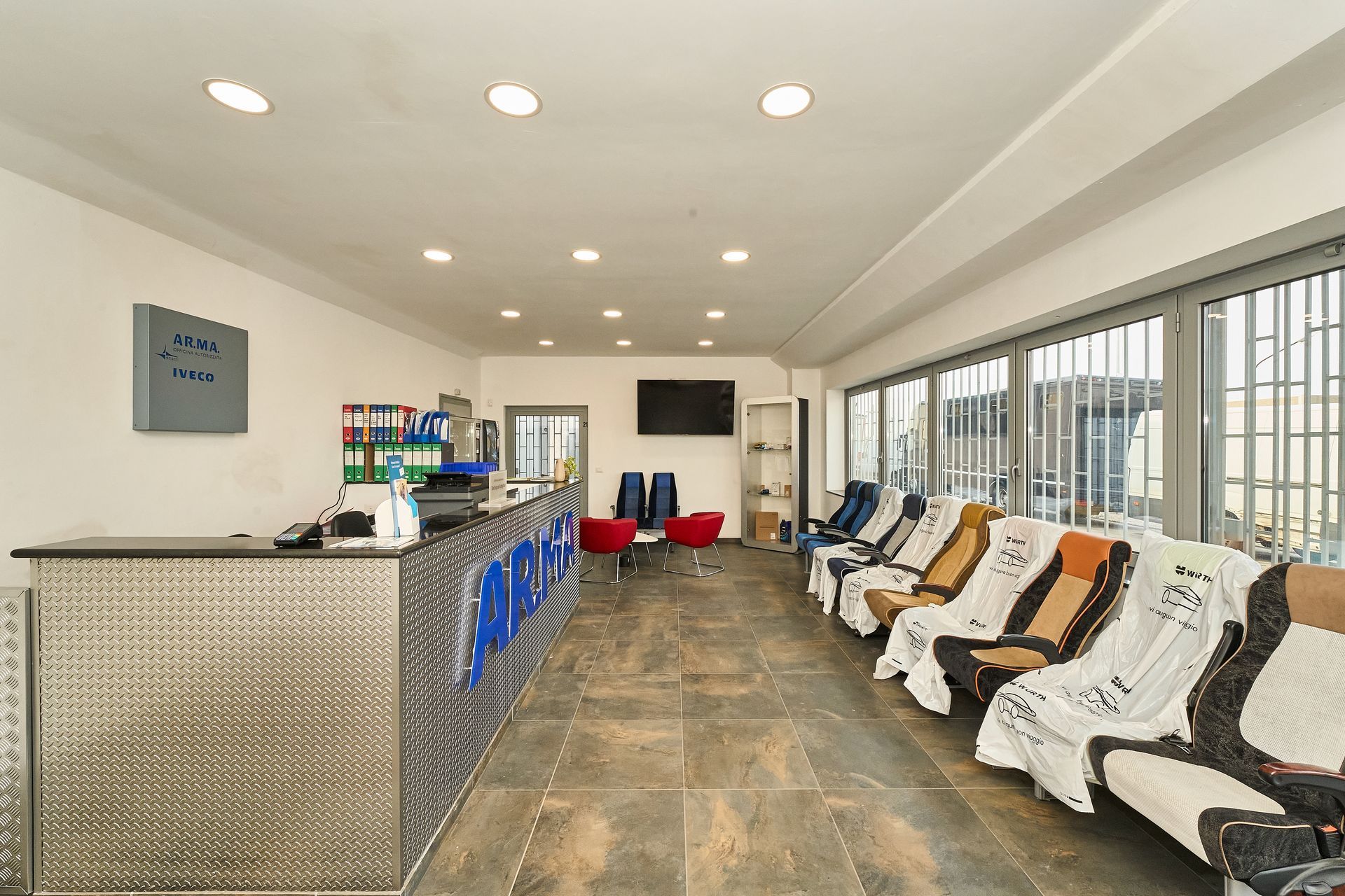 Reception e accettazione clienti AR.MA.